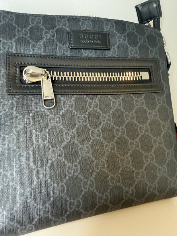 Gucci Massenger Bag Supreme Canvas Black