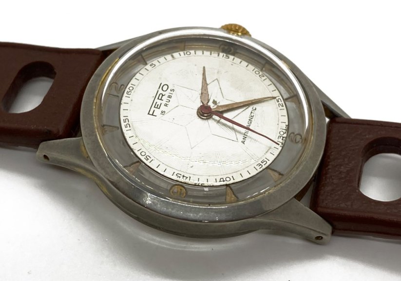 Hodinky vintage