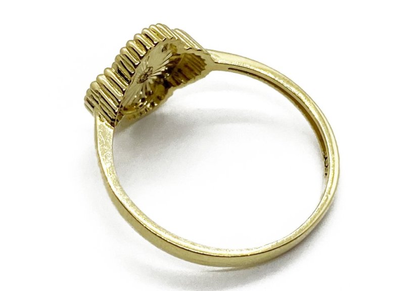 Zlatý prsten 2,61 g 14 Kt