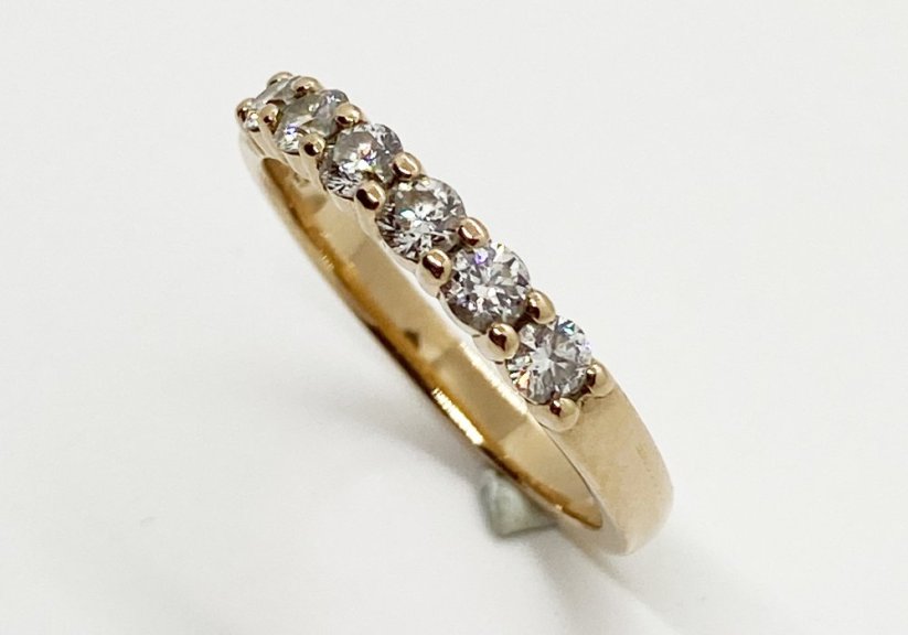 Zlatý prsten s Diamanty 0,54 Ct