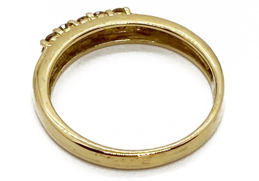 Zlatý prsten s Diamanty 2,25 g 14 Kt