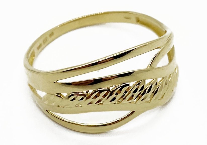 Zlatý prsten 2,24 g 14 kt