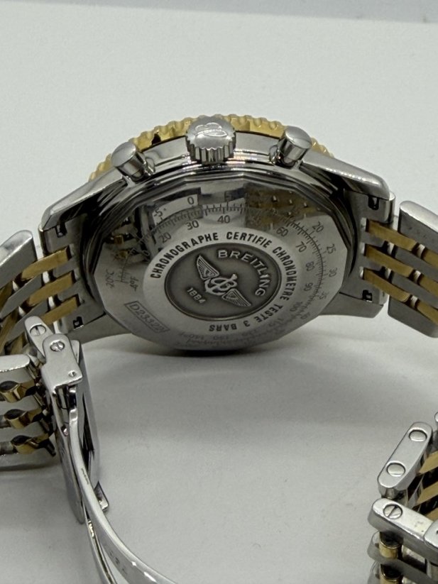 Breitling Navitimer Chronometre D23322