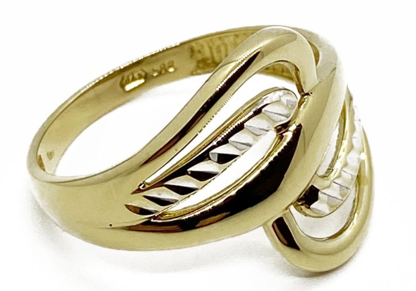 Zlatý prsten 2,78 g 14 Kt