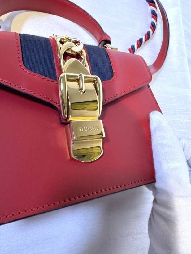 Gucci Sylvie Leather Top Handle Bag
