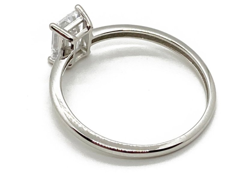 Zlatý prsten 1,78 g 14 Kt