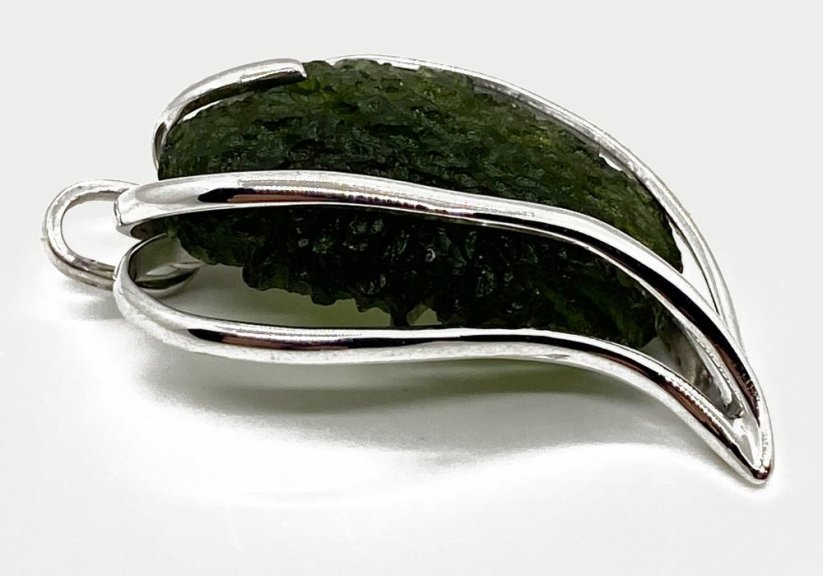 Zlatý přívěsek s Vltavínem 9,69 g 14 Kt