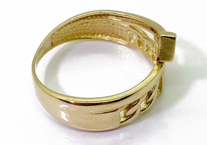 Zlatý prsten 2,84 g 14 Kt
