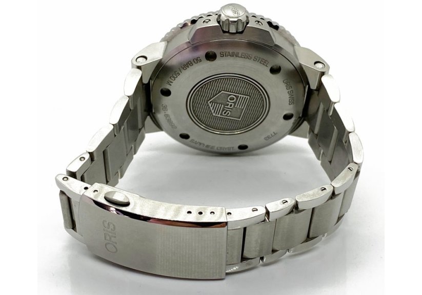 Oris Aquis Big Day Date