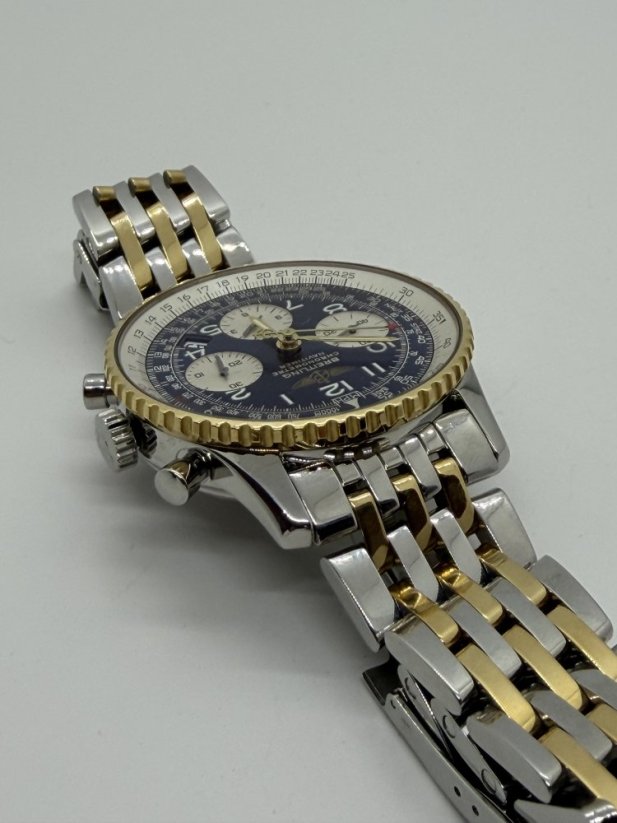 Breitling Navitimer Chronometre D23322