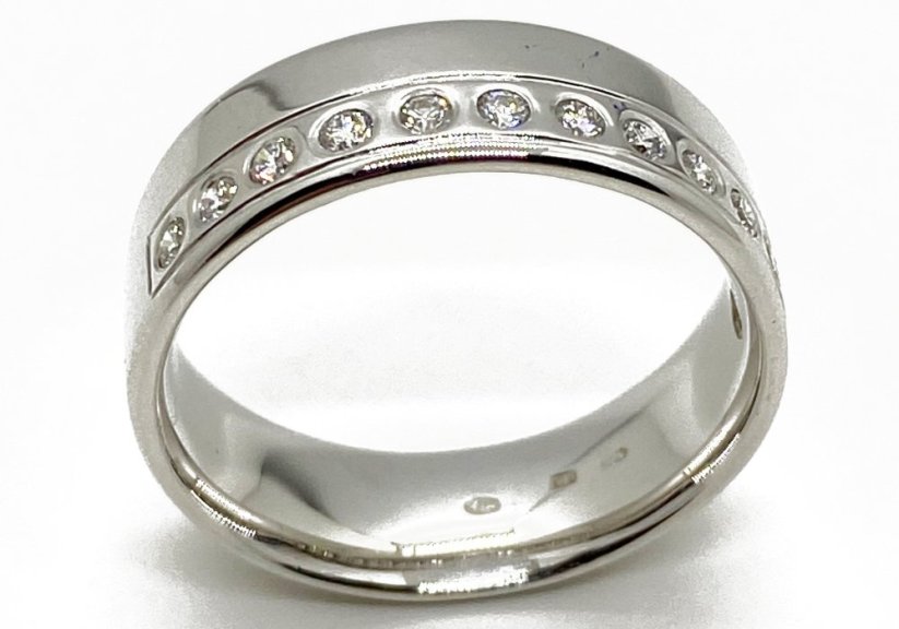 Zlatý prsten s Diamanty 7,22 g 14 Kt