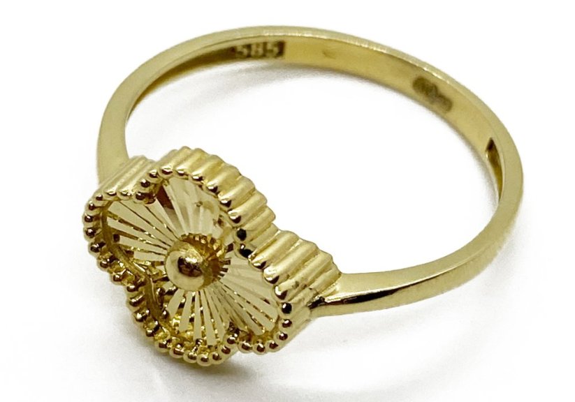 Zlatý prsten 2,61 g 14 Kt