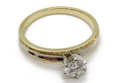 Zlatý prsten s Diamantem 2,95 g