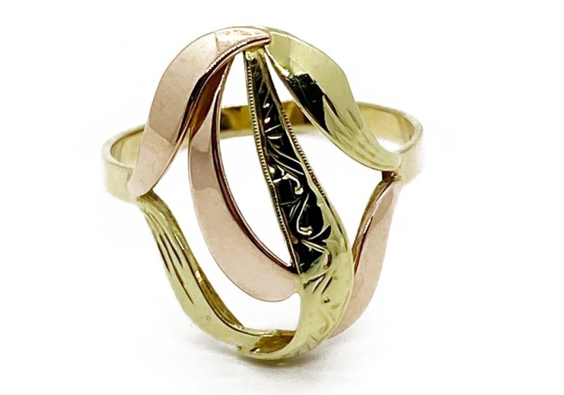 Zlatý prsten  3,04 g 14 Kt