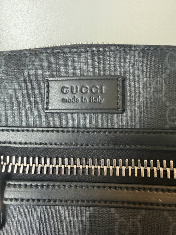 Gucci Massenger Bag Supreme Canvas Black