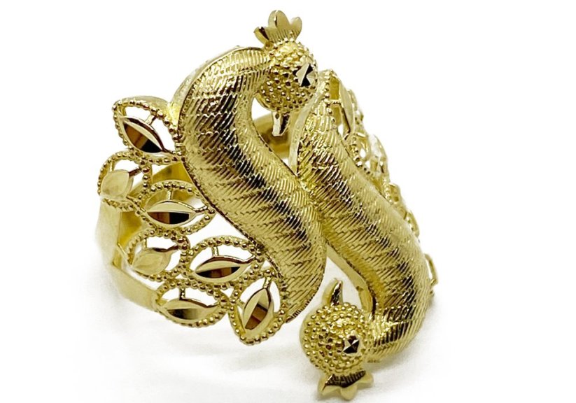 Zlatý prsten 3,38 g 14 kt