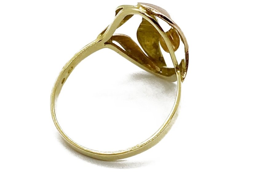 Zlatý prsten  3,04 g 14 Kt