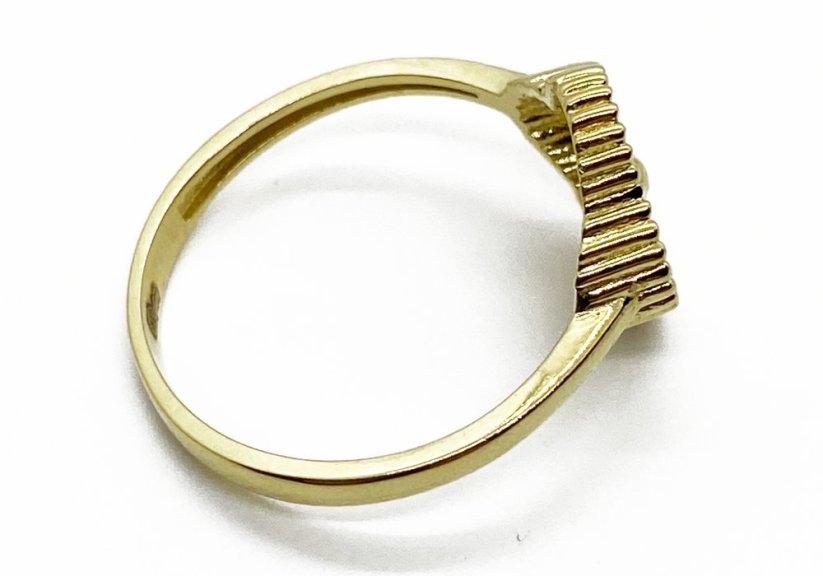 Zlatý prsten 2,61 g 14 Kt