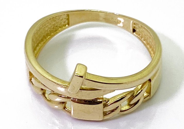 Zlatý prsten 2,84 g 14 Kt