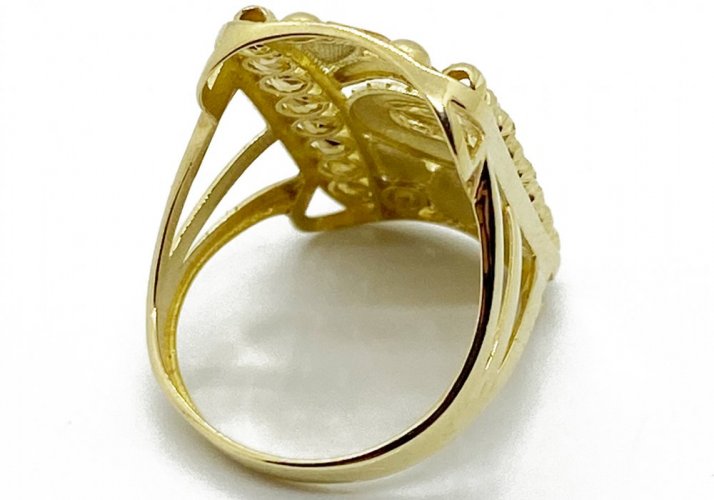 Zlatý prsten 3,89 g 14 Kt