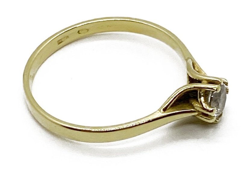 Zlatý prsten 1,80 g 14 Kt