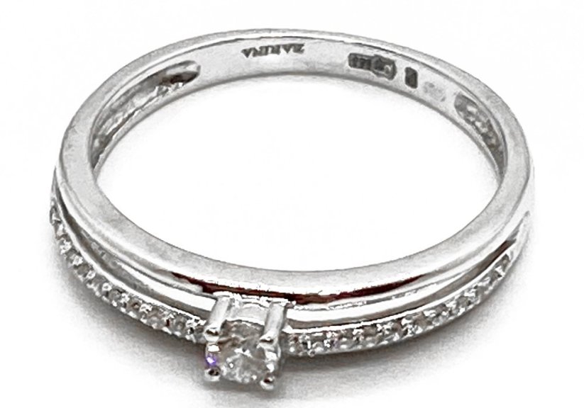 Zlatý prsten s Diamanty 1,81 g 14 Kt