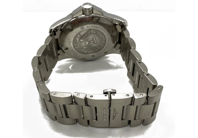 Longines Conquest L37784586