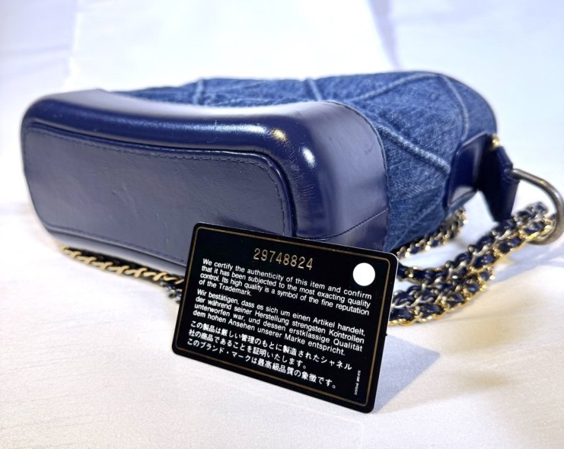 Chanel Hobo Bag J/VE B/STRA