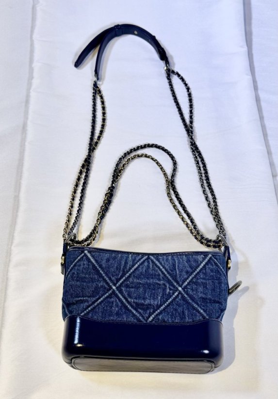 Chanel Hobo Bag J/VE B/STRA