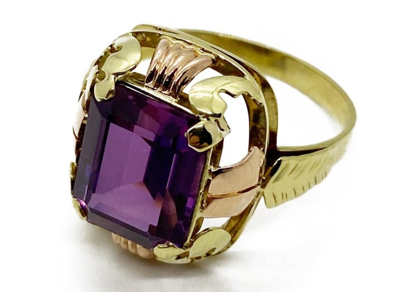 Zlatý prsten 4,76 g 14 Kt