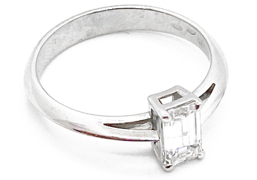 Zlatý prsten 2,39 g 14 Kt s Diamantem 0,50 ct