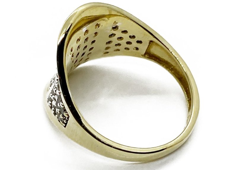 Zlatý prsten 5,76 g 14 Kt