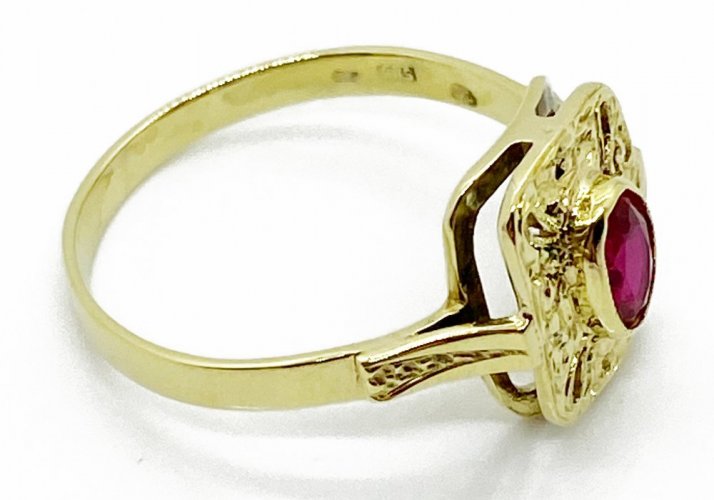 Zlatý prsten 2,99 g 14 Kt