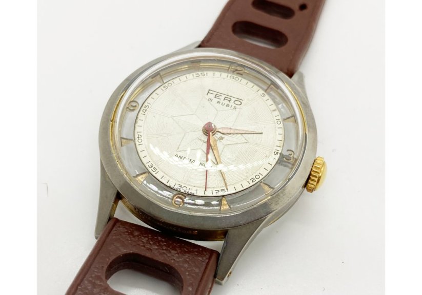 Hodinky vintage